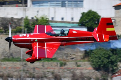 Klaus Schrodt, Extra 300S, D-EJKS