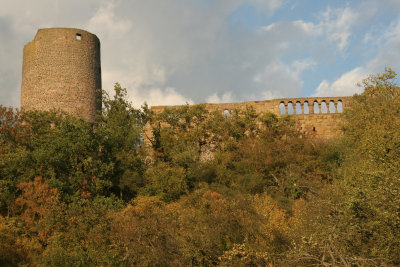 castledaytime.jpg
