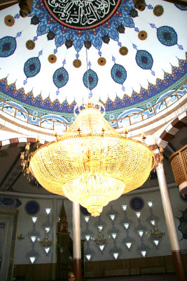 mosqueChandelier2.jpg