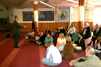 Mosque seminar participants