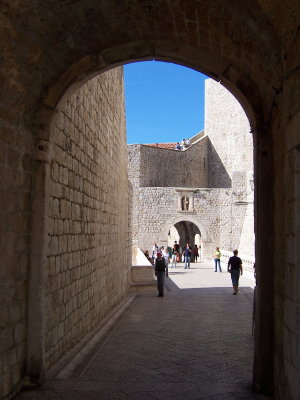 Ploce Gate