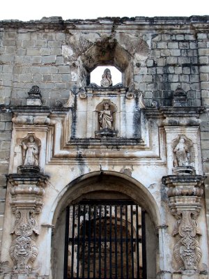 Santa Clara entrance