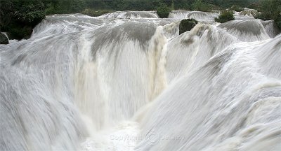 Silver-Curtain Waterfall (Oct 06)