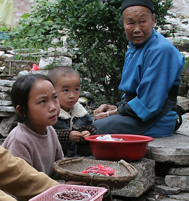 Young Vendors, Tianlong Tunpu (Oct 06)