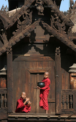 Myoe Daung Monastery (Dec 06)