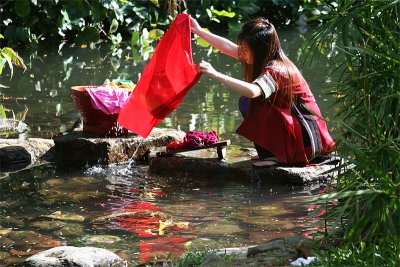 Girl Washing Clothes (10 Jun 07)