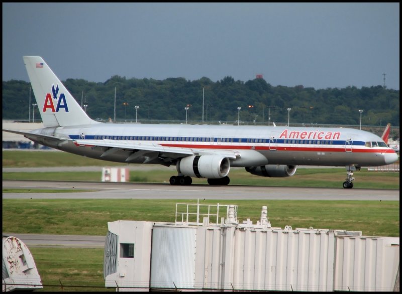 American Airlines Boeing 757-200 (N601AN)