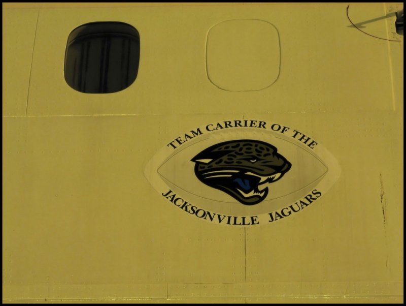 World Airways McDonnell Douglas MD-11 (N804DE) Jacksonville Jaguars NFL Team Badge