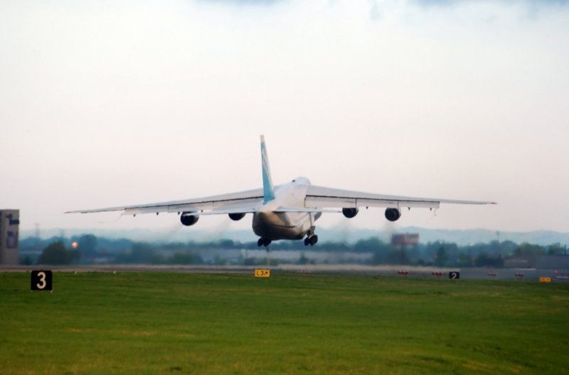 Antonov Design Bureau Antonov 124-100 (UR-82072)