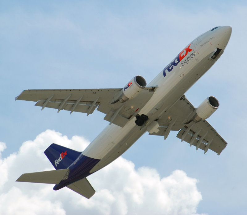 FedEx Express Airbus A300B4-622R(F) (N748FD)