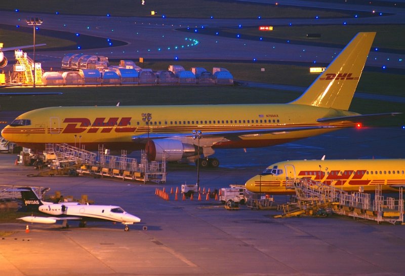 DHL Boeing 767-281(PC) (N769AX)