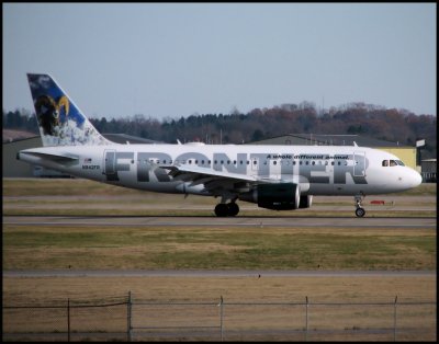 Frontier Airlines Airbus A319 (N942FR) Bighorn Sheep