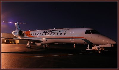 Express Jet  Airlines Embraer-145XR (N11189)