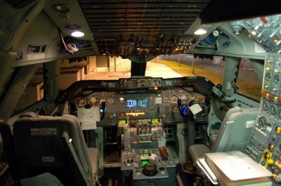 Northwest Airlines Cargo Boeing 747-251(SF) (N631NW) **Cockpit**