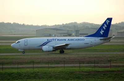 Kitty Hawk Aircargo Boeing 737-300SF (N108KH)