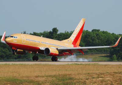 Southwest Airlines Boeing 737-700 (N714CB) Southwest Classic