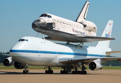 NASA Boeing 747-123(SCA) (N905NA) & Space Shuttle Atlantis Orbiter (OV-104)