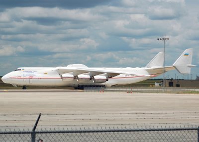 Antonov Design Bureau Antonov AN-225 Mriya (UR-82060)