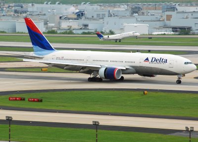 Delta Air Lines Boeing 777-232/ER (N867DA)