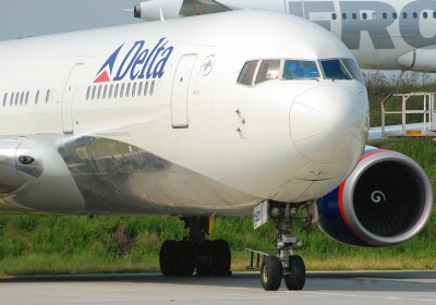 Delta Air Lines Boeing 767-324ER (N394DL)