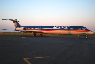 Midwest Airlines McDonnell Douglas MD-81 (N805ME)