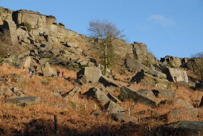 Stanage - spot the boulderers