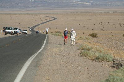 Phil and DB on their way to Stove Pipe Wells