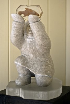 eskimo with fish oblique - Alabaster