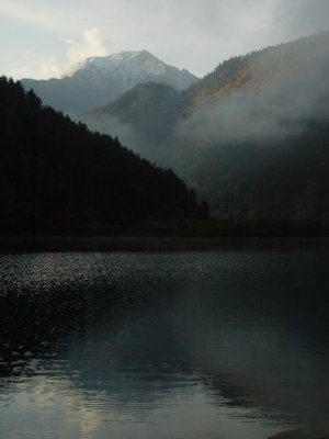 Tiger Lake, Jiuzhaigou