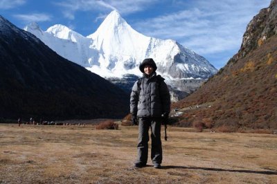 Luo Rong Cattle Field (4,150m) in Ya Ding