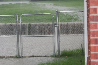 Back Yard Flooding July  2007 022.JPG