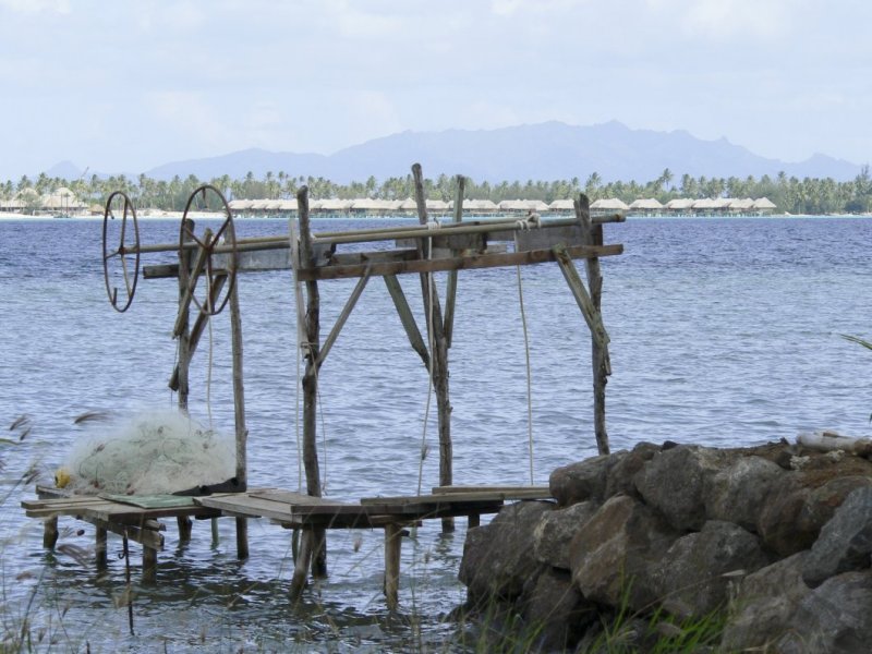 L330 Fisher Pier and Resort on a Motu