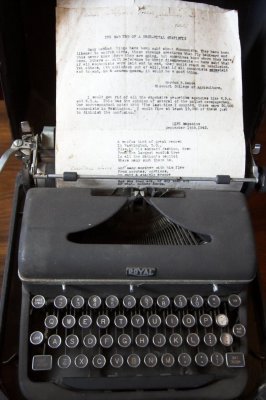 1494 His Royal typewriter