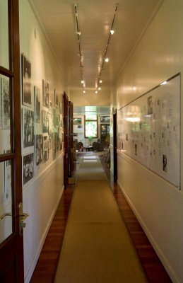 1496 Hallway to the veranda