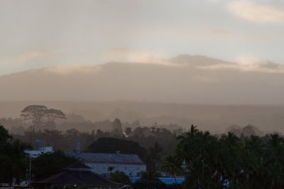 C4067 Mauna Kea seen over Hilo