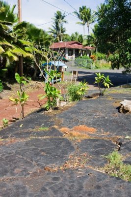 C4388 Kaimu: Its not asphalt, its lava!