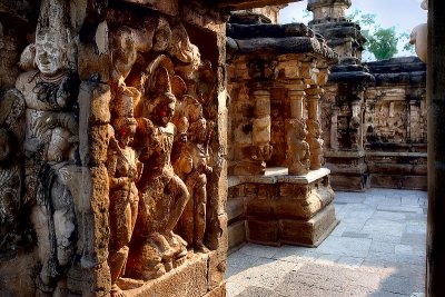 Inside the Kailasanathar Temple