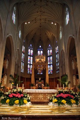 MAIN ALTAR