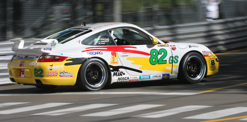 #82 Porsche 997 BRG/Group88