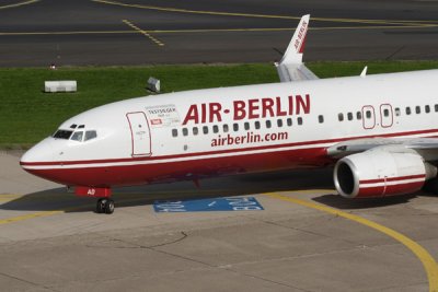 AIR BERLIN BOEING 737 800 DUS RF IMG_6711.jpg