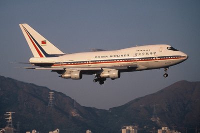 CHINA AIRLINES BOEING 747 SP HKG RF.jpg