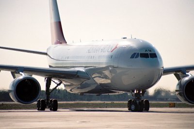 AUSTRIAN AIRLINES AIRBUS A330 200 VIE RF.jpg