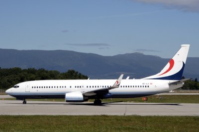 BOEING 737 BBJ GVA RF IMG_2776.jpg