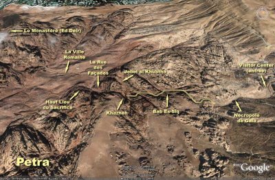 Petra : Gaia, Le Siq, et le Khazneh