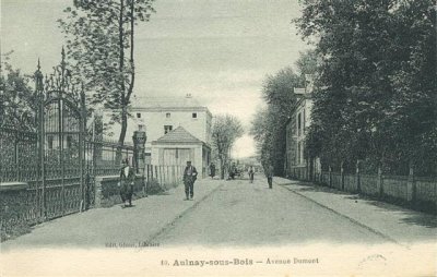 Les grilles de la Villa Antoinette...