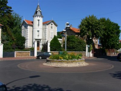 En 2000