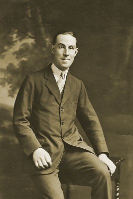 StephenBusby HS27.jpg