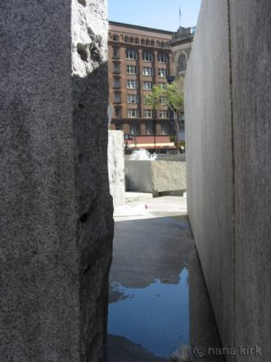 Intriguing gap in fountain