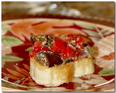 Bruchetta with Fresh Vegetable Tempenade