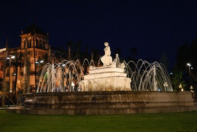 puerta de jerez and hotel alfonso